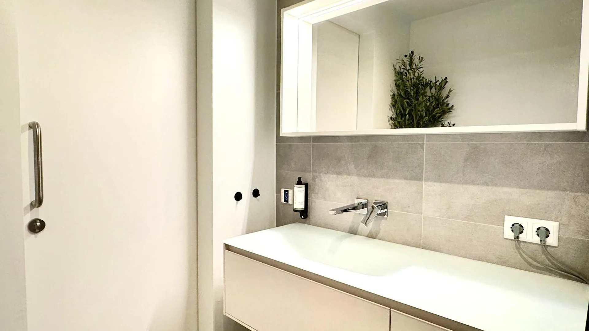 Voya Zenit-Penthouse Apt W City Views & Concierge Apartment Luxembourg 0*,  Luxembourg
